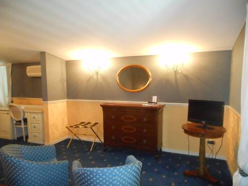 Imagen de la habitación del Hotel Ristorante La Lanterna. Foto 5