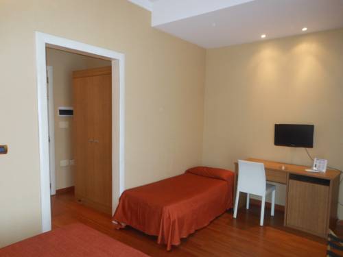 Imagen de la habitación del Hotel Ristorante La Lanterna. Foto 14