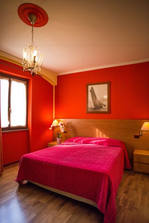 Imagen de la habitación del Hotel Ristorante La Perla. Foto 7