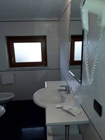 Imagen de la habitación del Hotel Ristorante La Piana. Foto 16