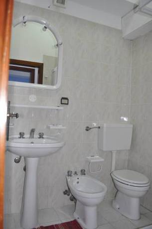 Imagen de la habitación del Hotel Ristorante La Scogliera, Gliaca di Piraino. Foto 4