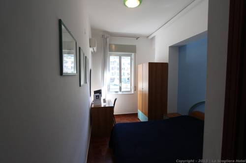Imagen de la habitación del Hotel Ristorante La Scogliera, Gliaca di Piraino. Foto 8