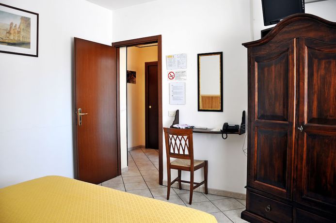 Imagen de la habitación del Hotel Ristorante La Torretta. Foto 17