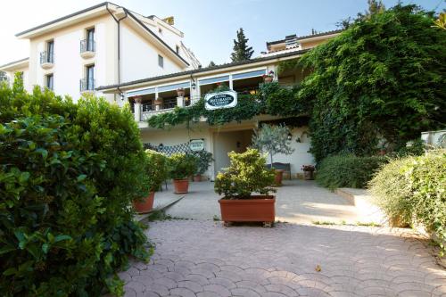 Imagen general del Hotel Ristorante Le Terrazze Sul Gargano. Foto 1