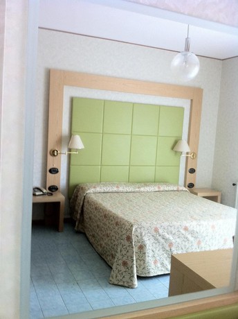 Imagen de la habitación del Hotel Ristorante Lido. Foto 4