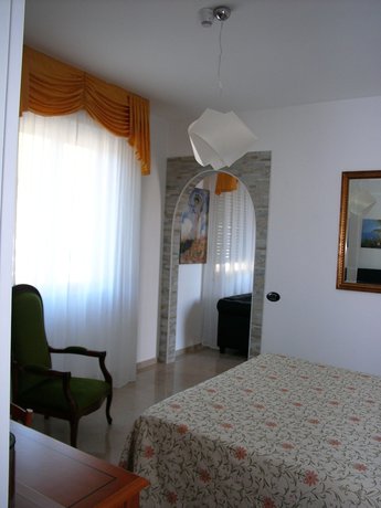 Imagen de la habitación del Hotel Ristorante Lido. Foto 7