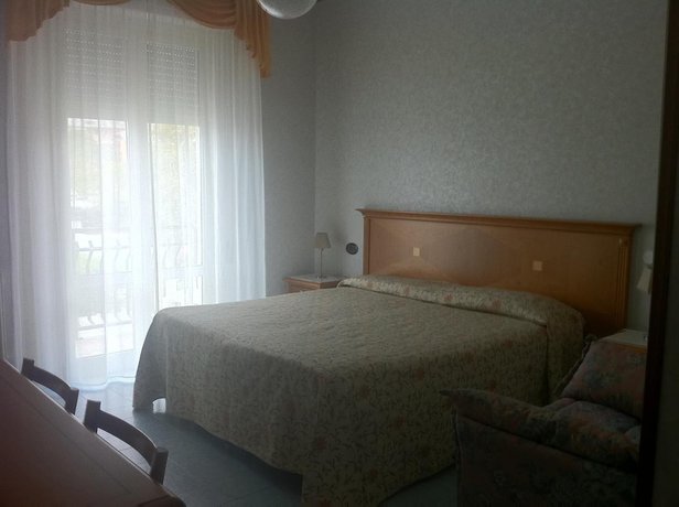 Imagen de la habitación del Hotel Ristorante Lido. Foto 9