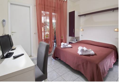 Imagen de la habitación del Hotel Ristorante Locanda Rosy. Foto 7
