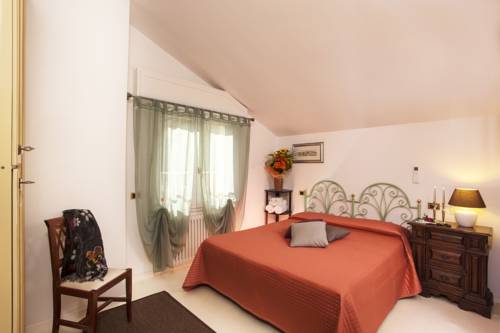 Imagen de la habitación del Hotel Ristorante Locanda Rosy. Foto 14