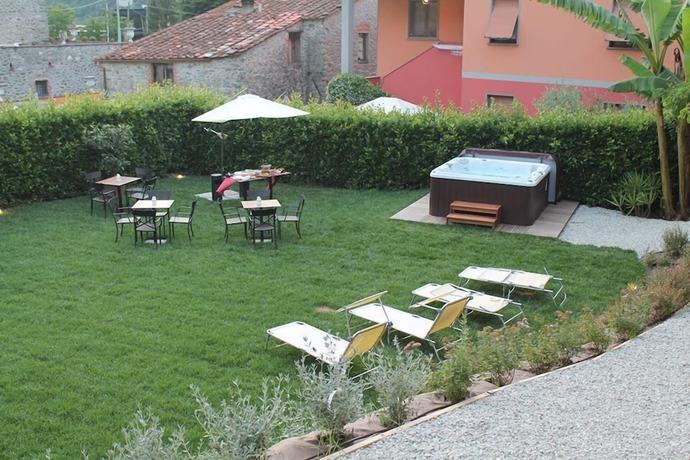 Imagen de la piscina del Hotel Ristorante Milano. Foto 19