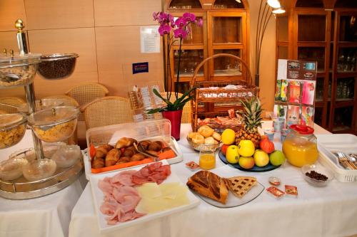 Imagen general del Hotel Ristorante Miralago, Garda. Foto 4