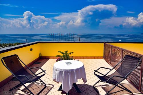 Imagen general del Hotel Ristorante Miralago, Garda. Foto 6