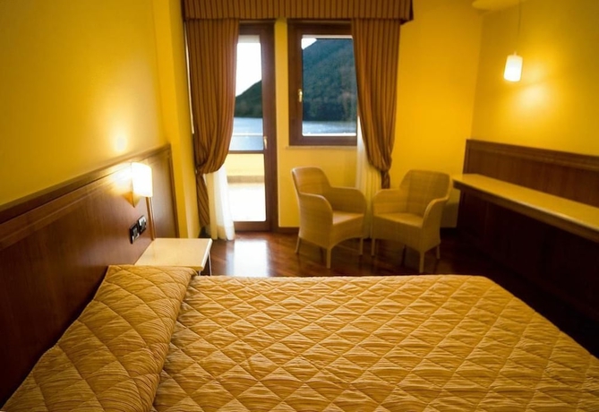 Imagen de la habitación del Hotel Ristorante Miralago, Terni. Foto 5