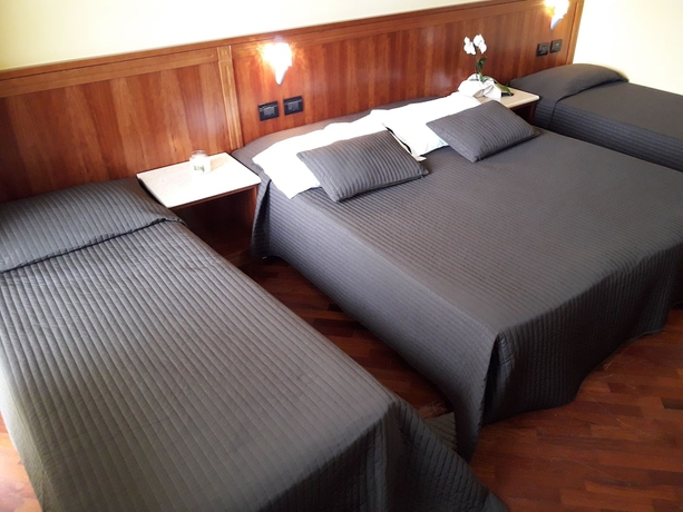 Imagen de la habitación del Hotel Ristorante Miralago, Terni. Foto 9