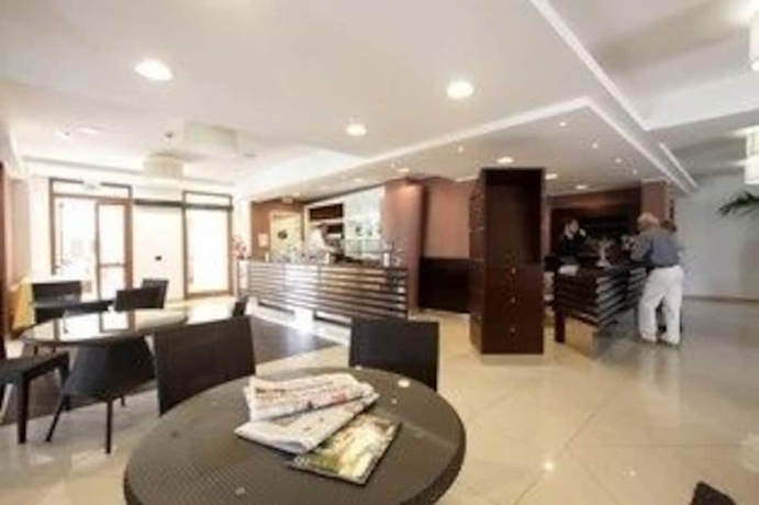 Imagen de los interiores del Hotel Ristorante Miralago, Terni. Foto 18