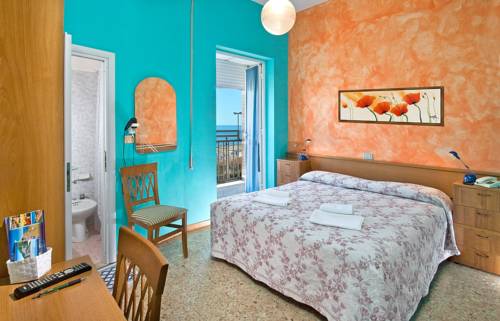 Imagen de la habitación del Hotel Ristorante Miramare. Foto 14