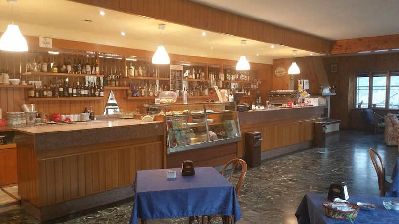 Imagen del bar/restaurante del Hotel Ristorante Miramonti. Foto 9