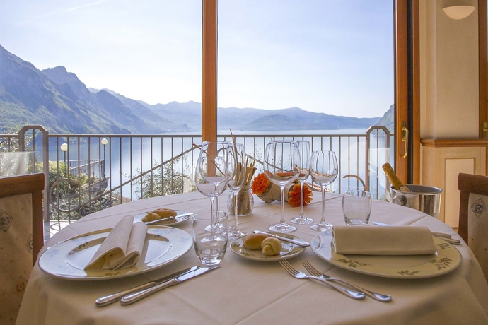 Imagen del bar/restaurante del Hotel Ristorante Miranda. Foto 8