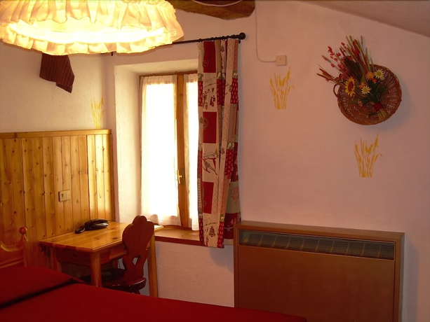 Imagen de la habitación del Hotel Ristorante Paramont. Foto 9