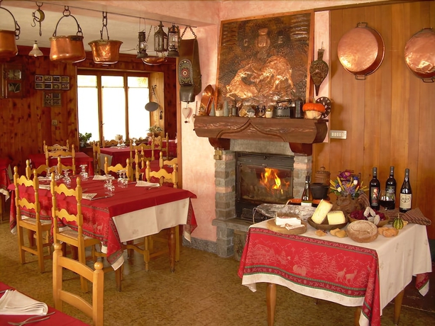 Imagen del bar/restaurante del Hotel Ristorante Paramont. Foto 4