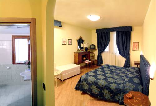 Imagen de la habitación del Hotel Ristorante Piccolo Chianti. Foto 12