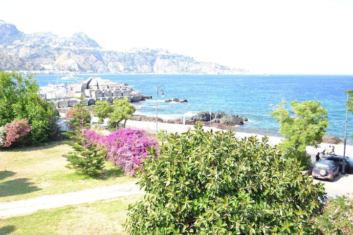 Imagen de los exteriores del Hotel Ristorante Porto Azzurro. Foto 6