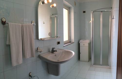 Imagen de la habitación del Hotel Ristorante Re Di Cuori. Foto 5