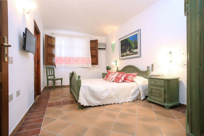 Imagen de la habitación del Hotel Ristorante S\'Astore. Foto 9