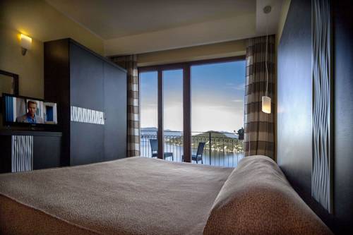 Imagen de la habitación del Hotel Ristorante San Carlo, Lago Maggiore. Foto 7