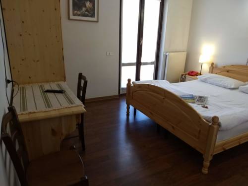 Imagen de la habitación del Hotel Ristorante Sassi Rossi. Foto 5