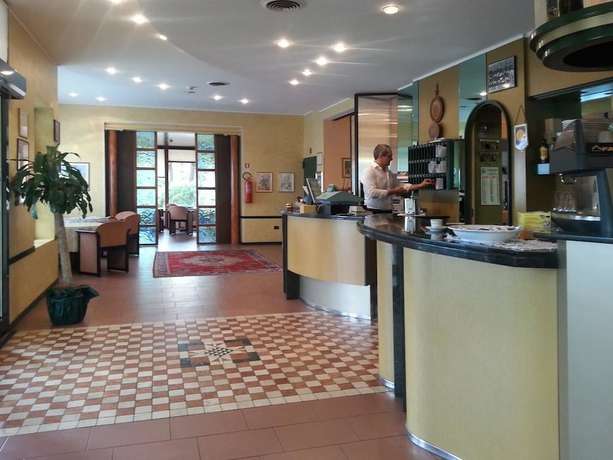 Imagen de los interiores del Hotel Ristorante Sasso. Foto 19