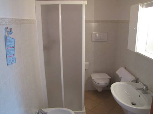 Imagen de la habitación del Hotel Ristorante Scaran&ograve;. Foto 6