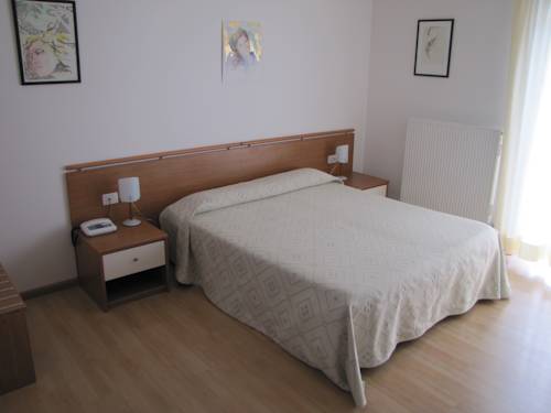 Imagen de la habitación del Hotel Ristorante Scaran&ograve;. Foto 10