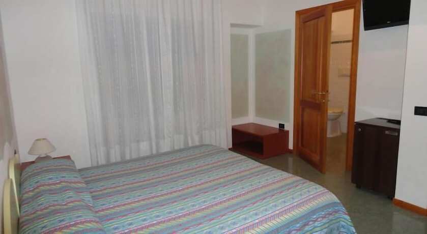 Imagen de la habitación del Hotel Ristorante Silvestrino. Foto 9