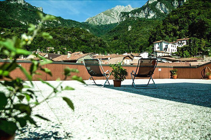 Imagen de los exteriores del Hotel Ristorante Sporting Club. Foto 11