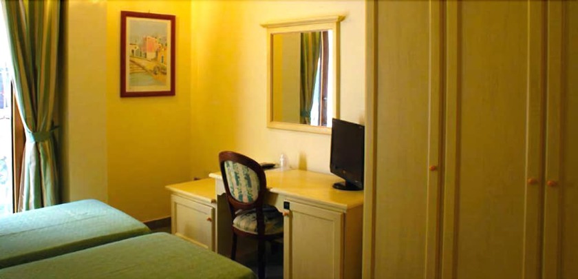 Imagen de la habitación del Hotel Ristorante Stella 2000. Foto 9