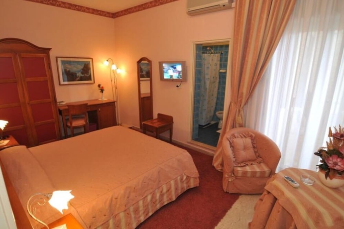 Imagen de la habitación del Hotel Ristorante Thomas. Foto 14