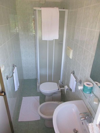 Imagen de la habitación del Hotel Ristorante Tre Galletti. Foto 8
