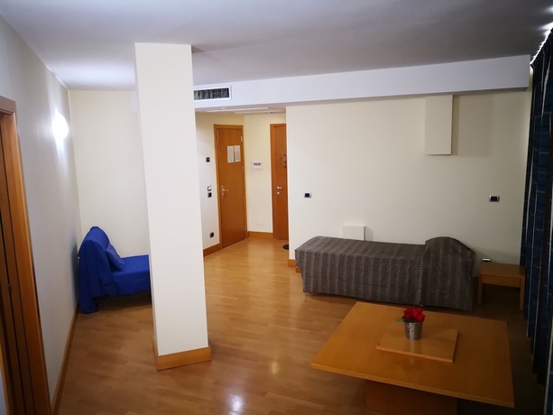 Imagen de la habitación del Hotel Ristorante Trendy. Foto 15