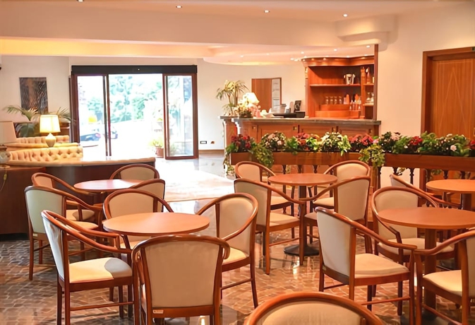 Imagen de los interiores del Hotel Ristorante Vapore. Foto 19