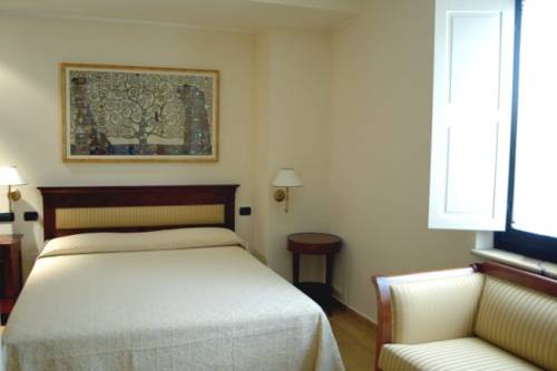 Imagen de la habitación del Hotel Ristorante Vecchia Vibo. Foto 3