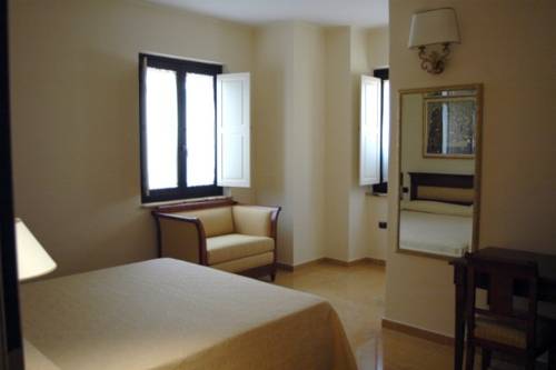 Imagen de la habitación del Hotel Ristorante Vecchia Vibo. Foto 4