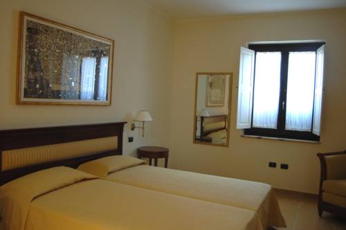 Imagen de la habitación del Hotel Ristorante Vecchia Vibo. Foto 6