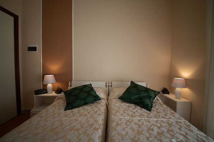 Imagen de la habitación del Hotel Ristorante Venezuela. Foto 4