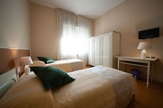 Imagen de la habitación del Hotel Ristorante Venezuela. Foto 14