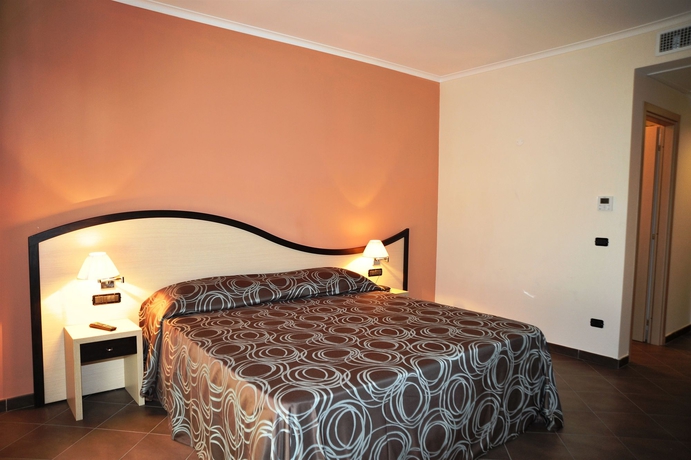 Imagen de la habitación del Hotel Ristorante Villa Icidia. Foto 4