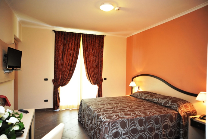 Imagen de la habitación del Hotel Ristorante Villa Icidia. Foto 8