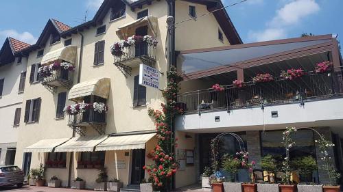 Imagen general del Hotel Ristorante Vittoria, San Fedele Intelvi. Foto 4