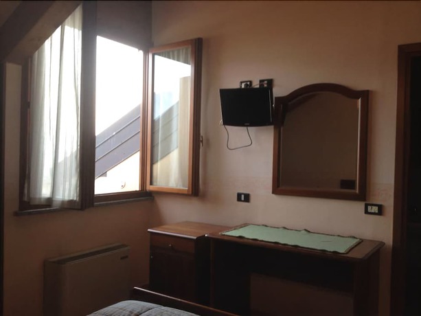 Imagen de la habitación del Hotel Ristorante da Giovanni. Foto 9