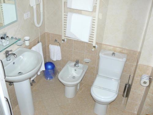 Imagen de la habitación del Hotel Ristorante la Luna. Foto 10